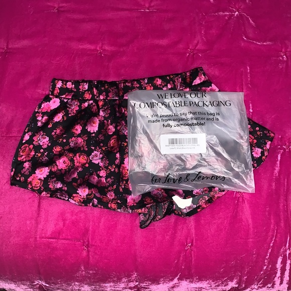 Love and Lemons Lola short XS - Picture 6 of 7